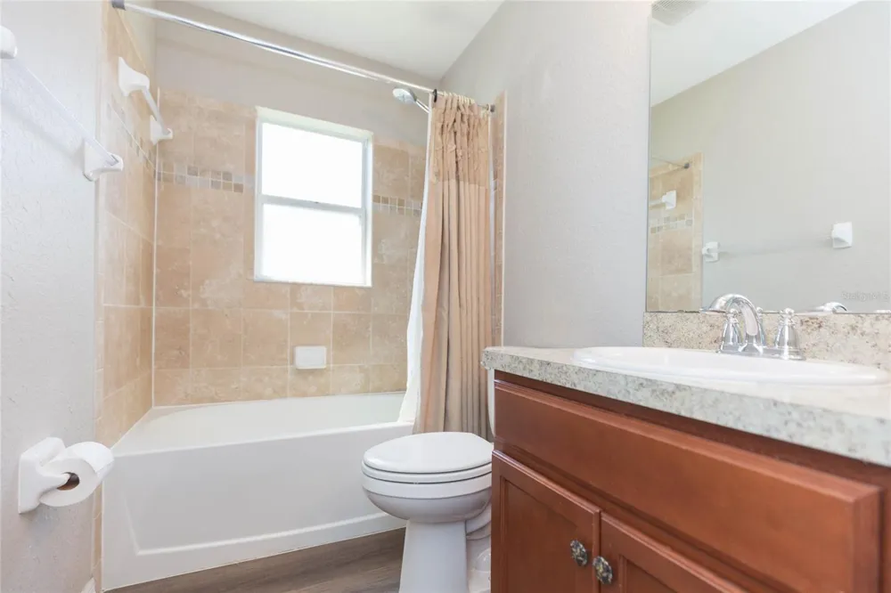 719 VINEYARD RESERVE COURT Seffner, FL 33584