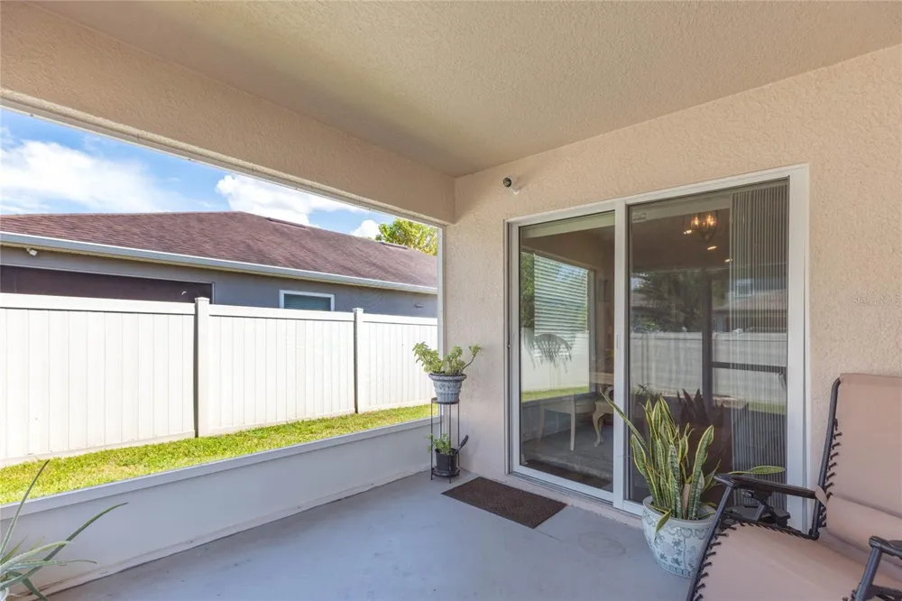 719 VINEYARD RESERVE COURT Seffner, FL 33584