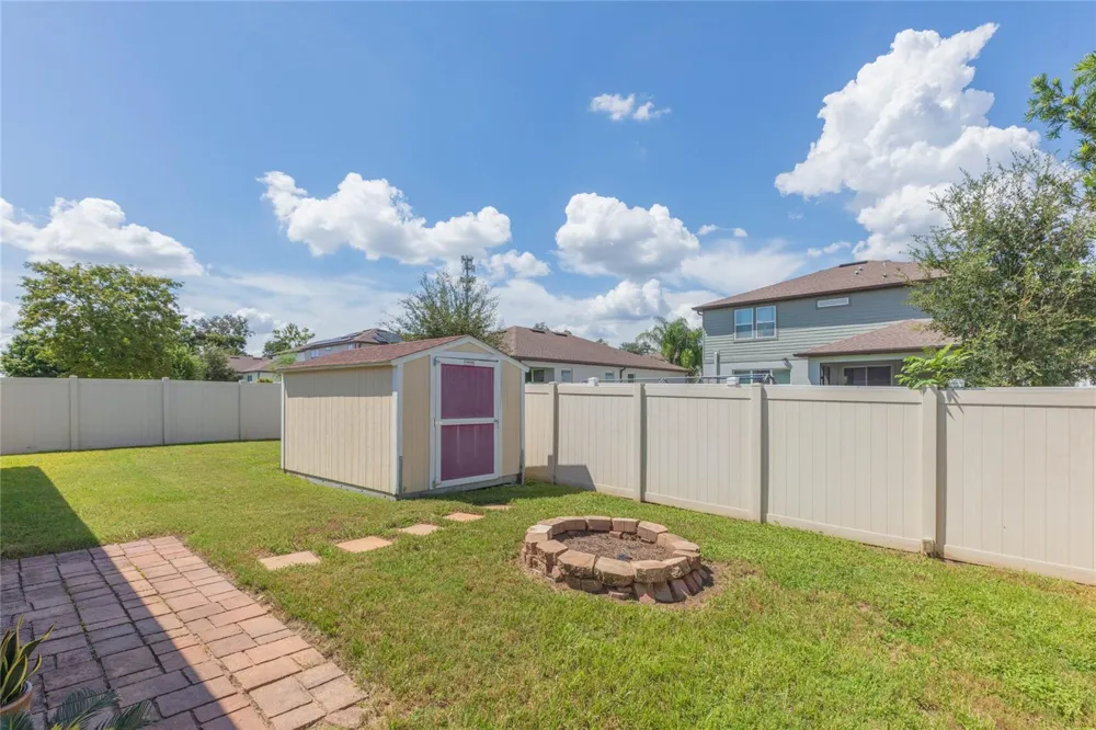 719 VINEYARD RESERVE COURT Seffner, FL 33584
