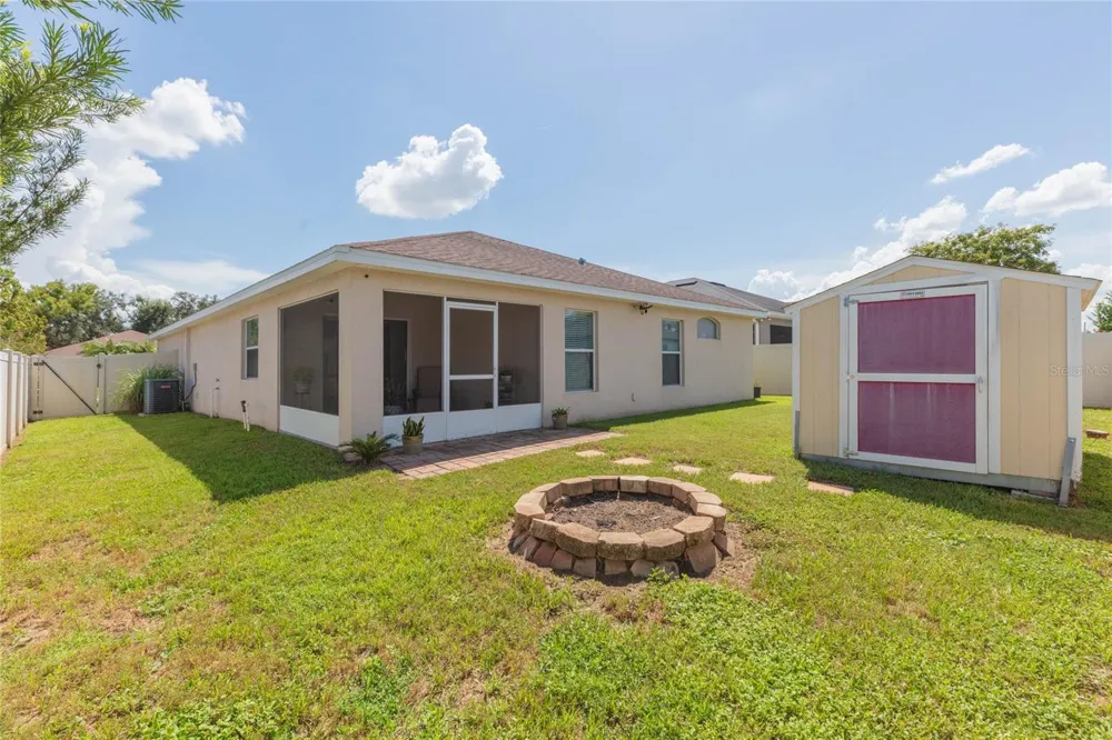 719 VINEYARD RESERVE COURT Seffner, FL 33584