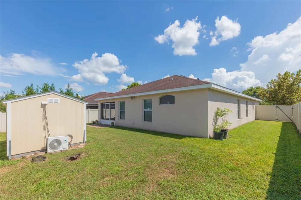 719 VINEYARD RESERVE COURT Seffner, FL 33584
