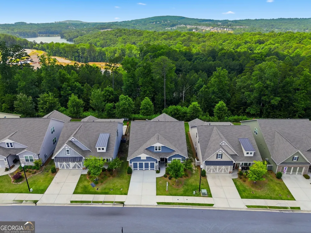 266 Hickory Bluffs PKWY Canton, GA 30114