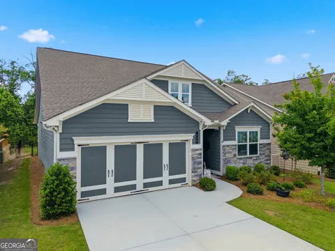 266 Hickory Bluffs PKWY