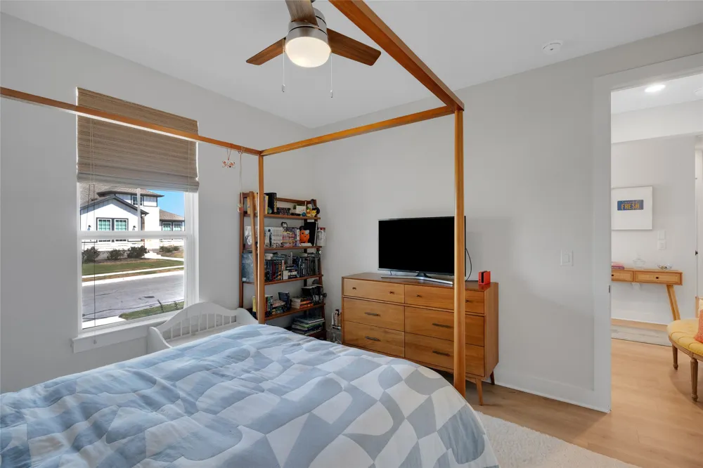 8806 Bestride Bend Austin, TX 78744