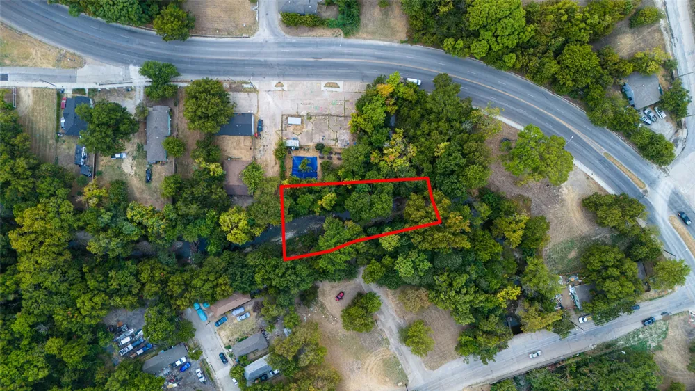 1243 North Street Dallas, TX 75203