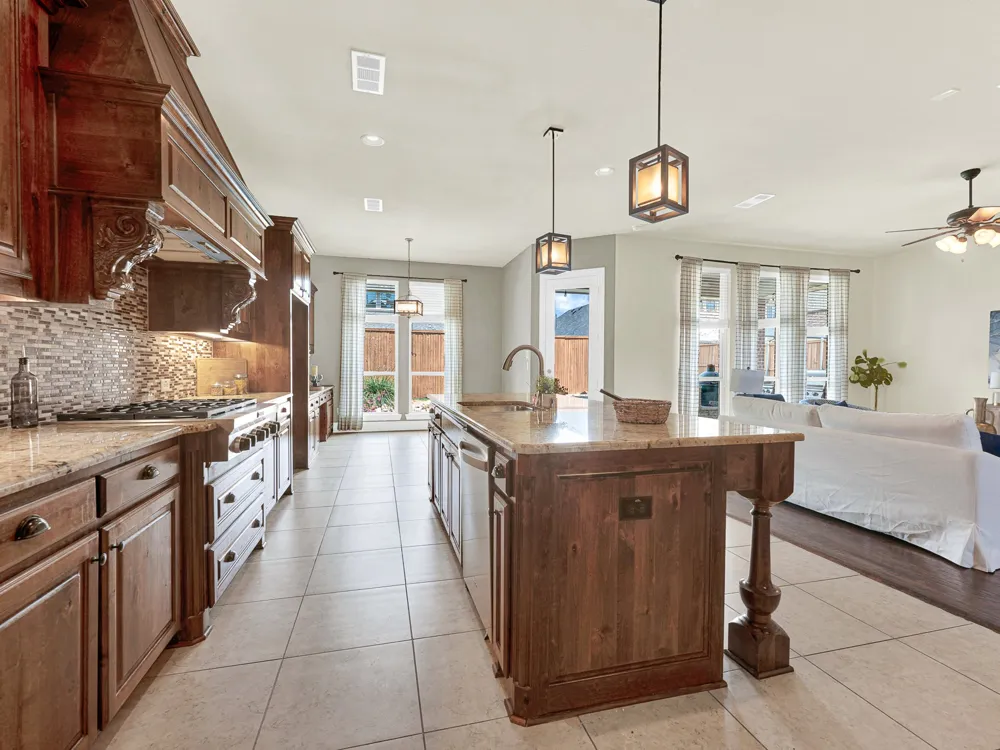 756 Quail Creek Drive Frisco, TX 75036