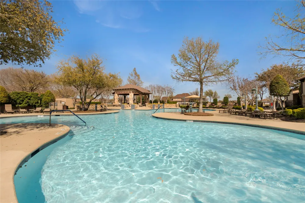 10601 Drinkwater Drive Denton, TX 76207