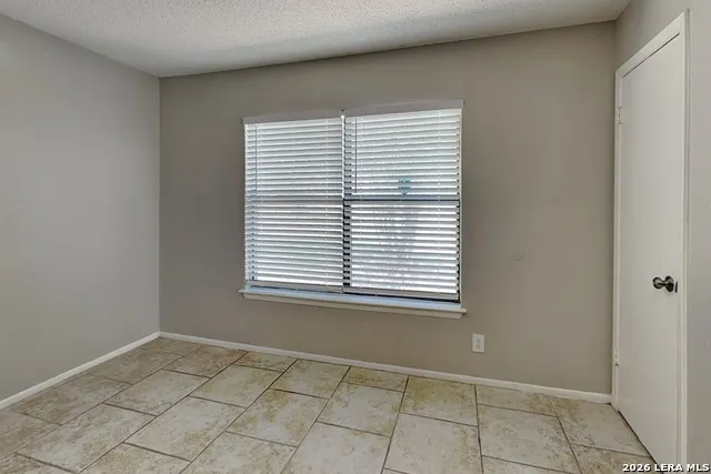 6854 Eden Grove Drive Converse, TX 78109