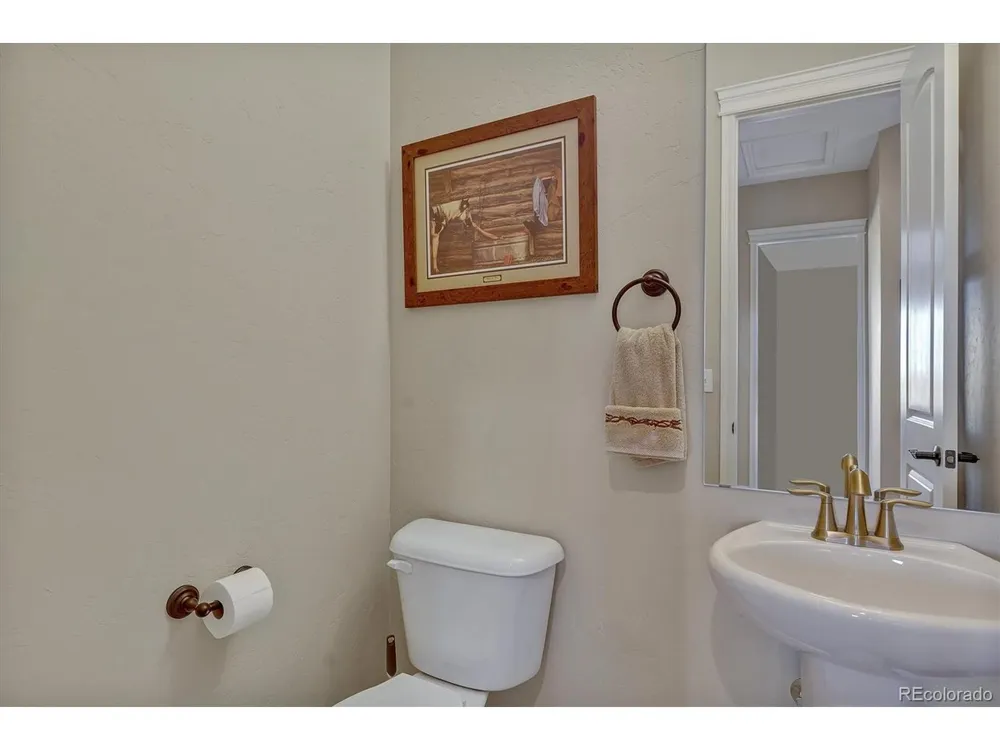 247 S County Road 145 Strasburg, CO 80136