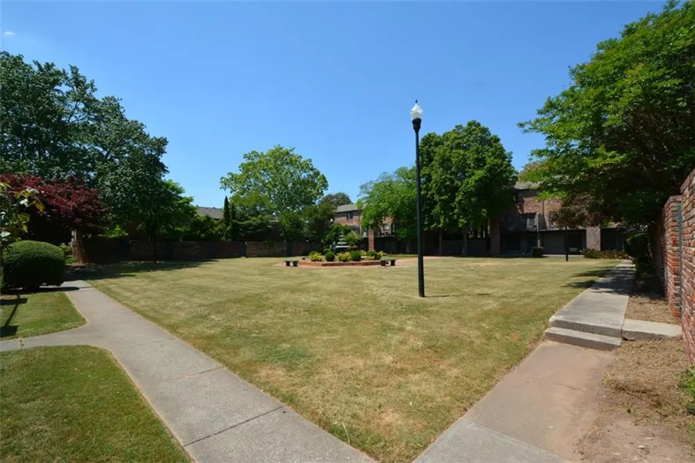 3113 Colonial Way #M Atlanta, GA 30341
