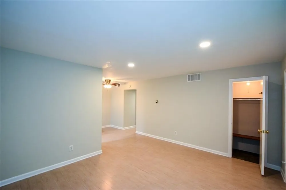3113 Colonial Way #M Atlanta, GA 30341