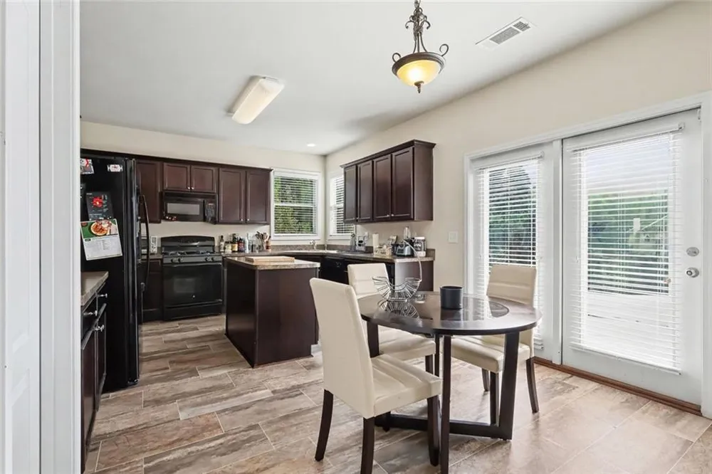 3983 Margaux Drive Atlanta, GA 30349