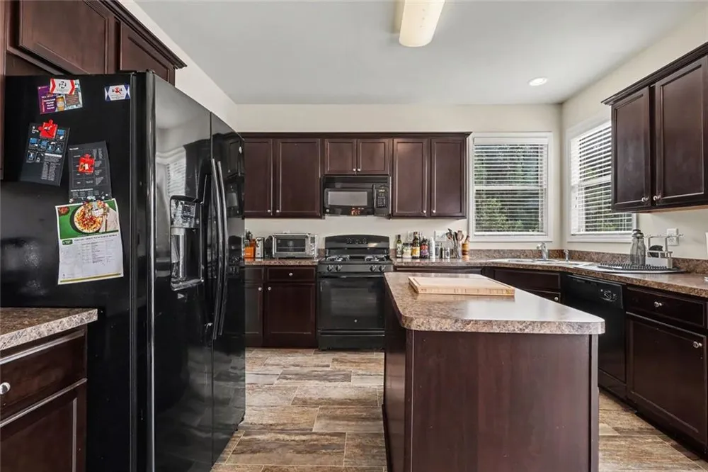 3983 Margaux Drive Atlanta, GA 30349