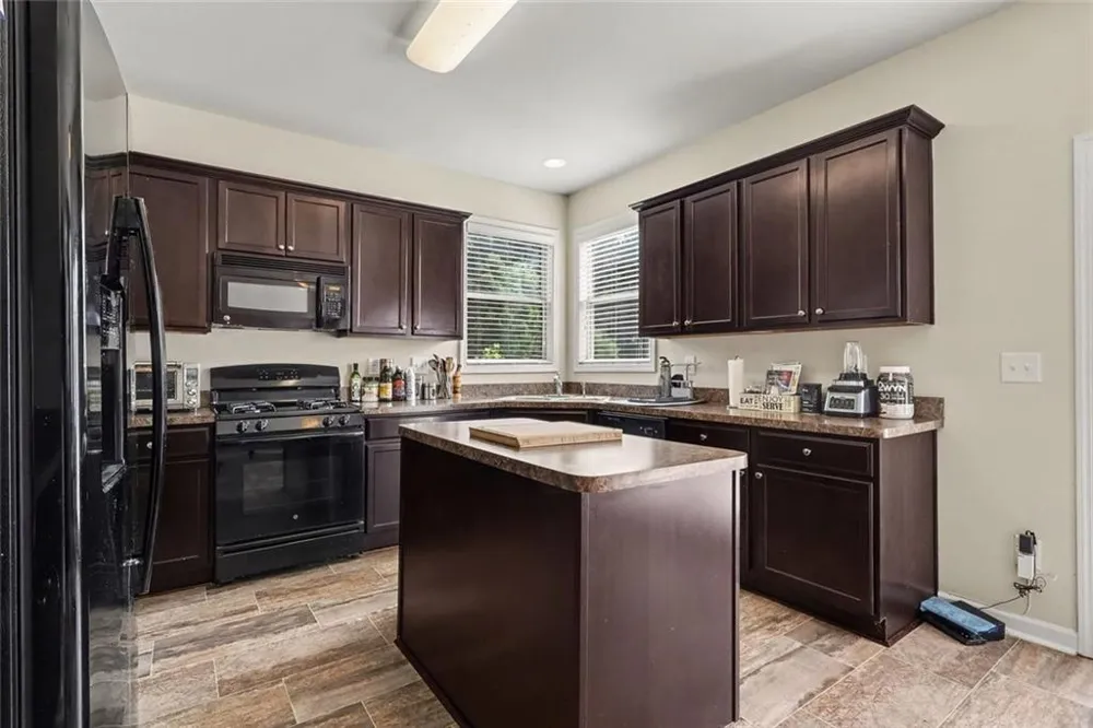3983 Margaux Drive Atlanta, GA 30349
