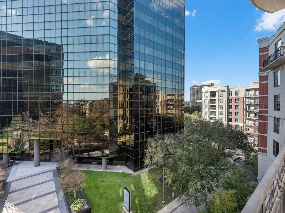 5005 Hidalgo Street Street #613 Houston, TX 77056