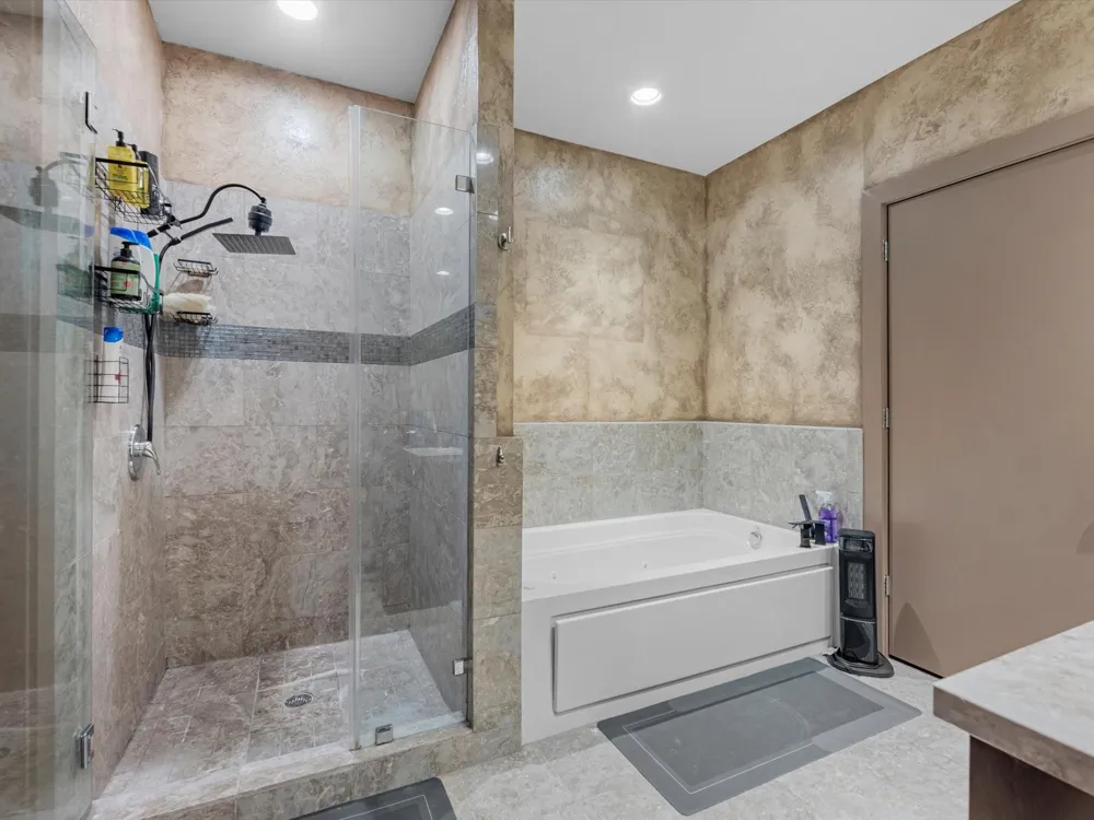 5005 Hidalgo Street Street #613 Houston, TX 77056