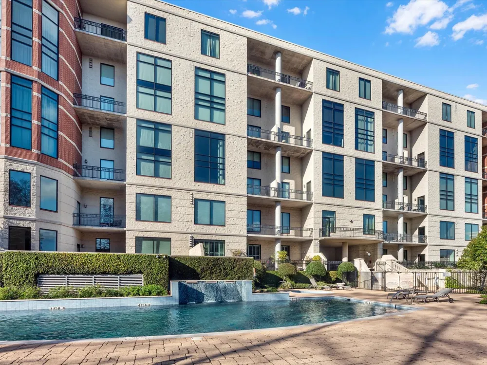 5005 Hidalgo Street Street #613 Houston, TX 77056