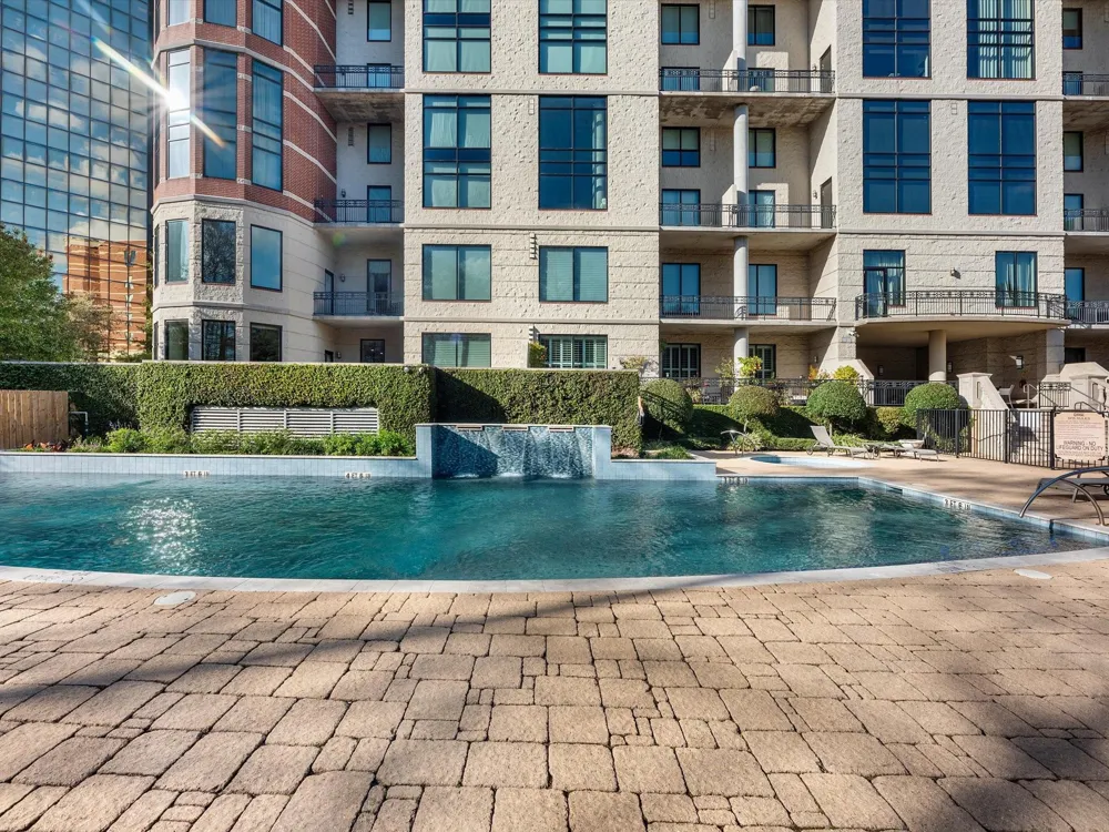 5005 Hidalgo Street Street #613 Houston, TX 77056