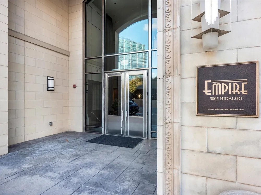5005 Hidalgo Street Street #613 Houston, TX 77056