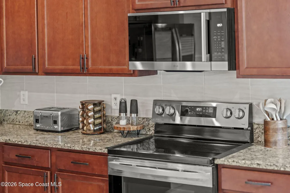 553 Trymore Drive SE Palm Bay, FL 32909