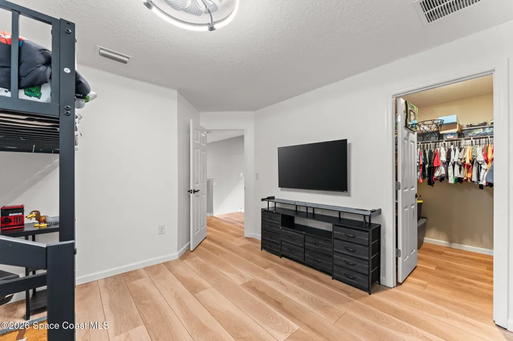 553 Trymore Drive SE Palm Bay, FL 32909