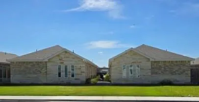 5005 Hiawatha Drive