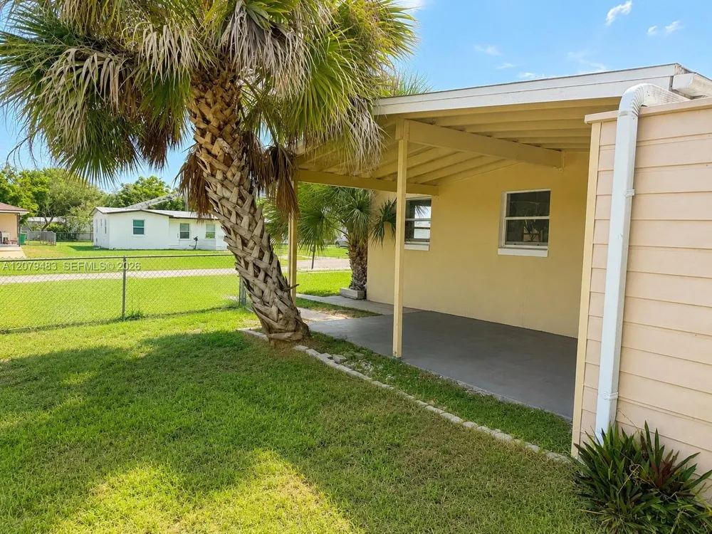 21330 Meehan Ave Port Charlotte, FL 33952