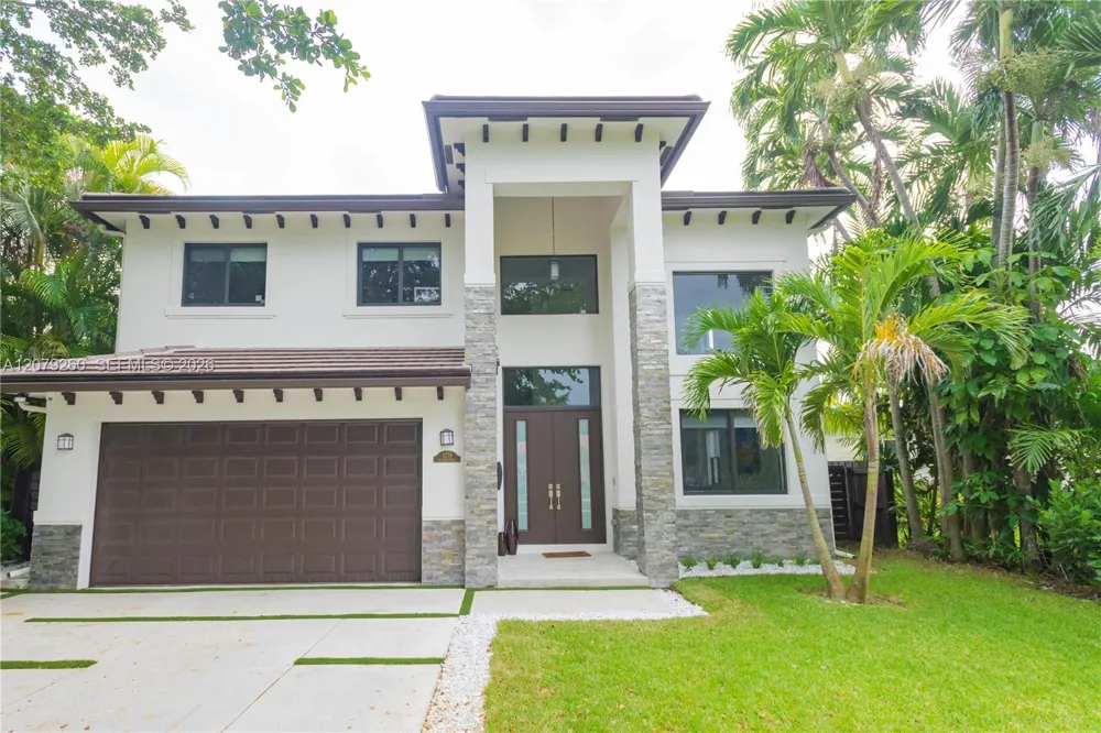 5778 SW 33rd St Miami, FL 33155