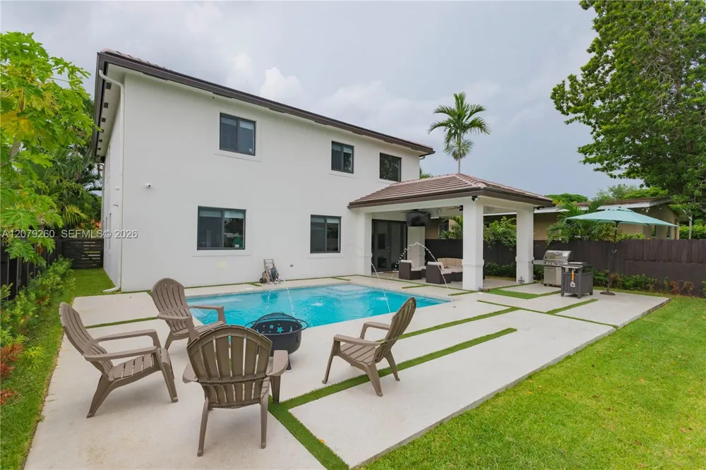 5778 SW 33rd St Miami, FL 33155