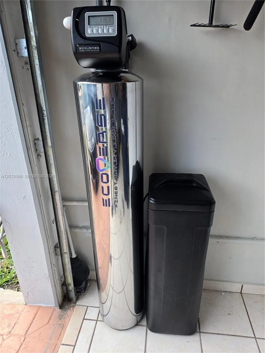11464 NW 50th Ter Doral, FL 33178