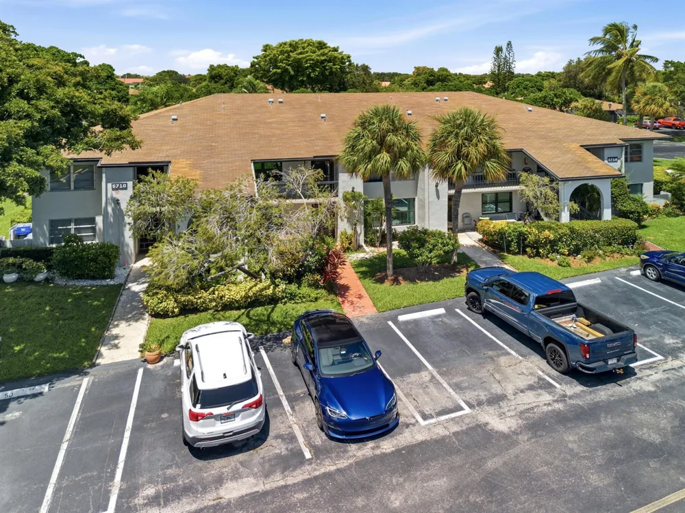 5710 Princess Palm Court #B Delray Beach, FL 33484