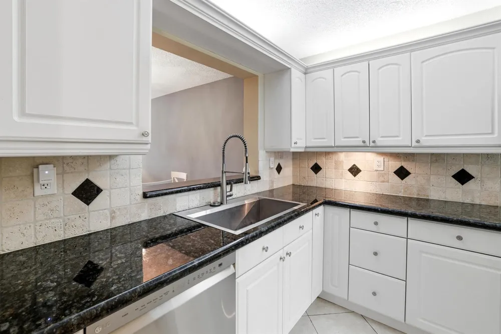 5710 Princess Palm Court #B Delray Beach, FL 33484