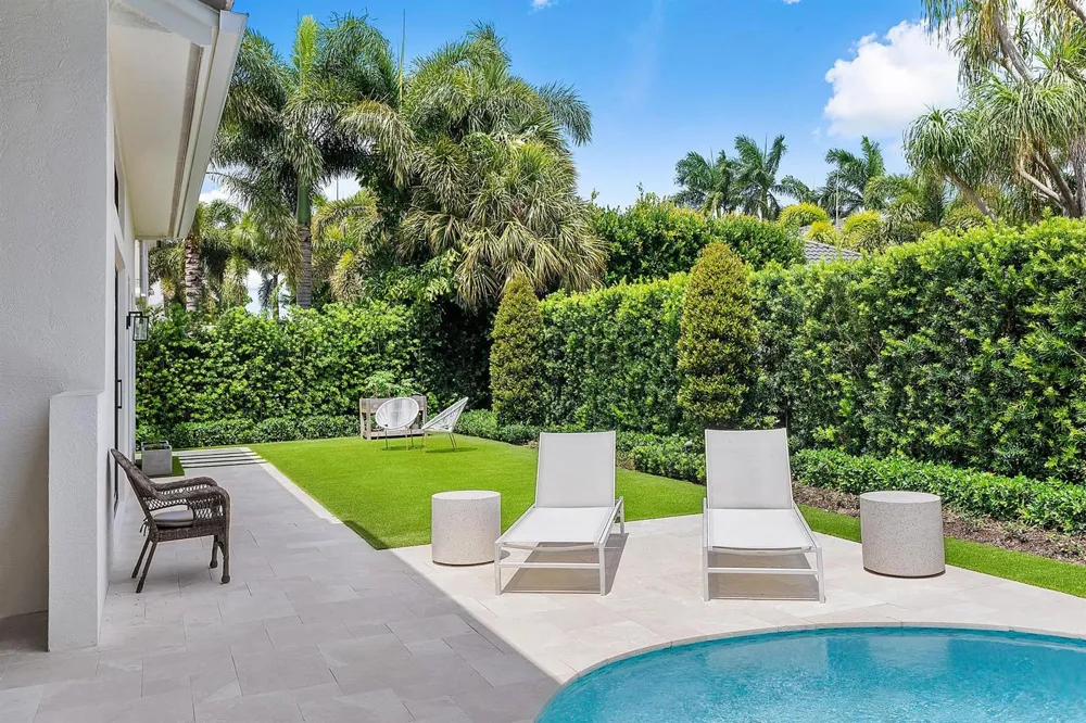 2212 Acorn Palm Road Boca Raton, FL 33432