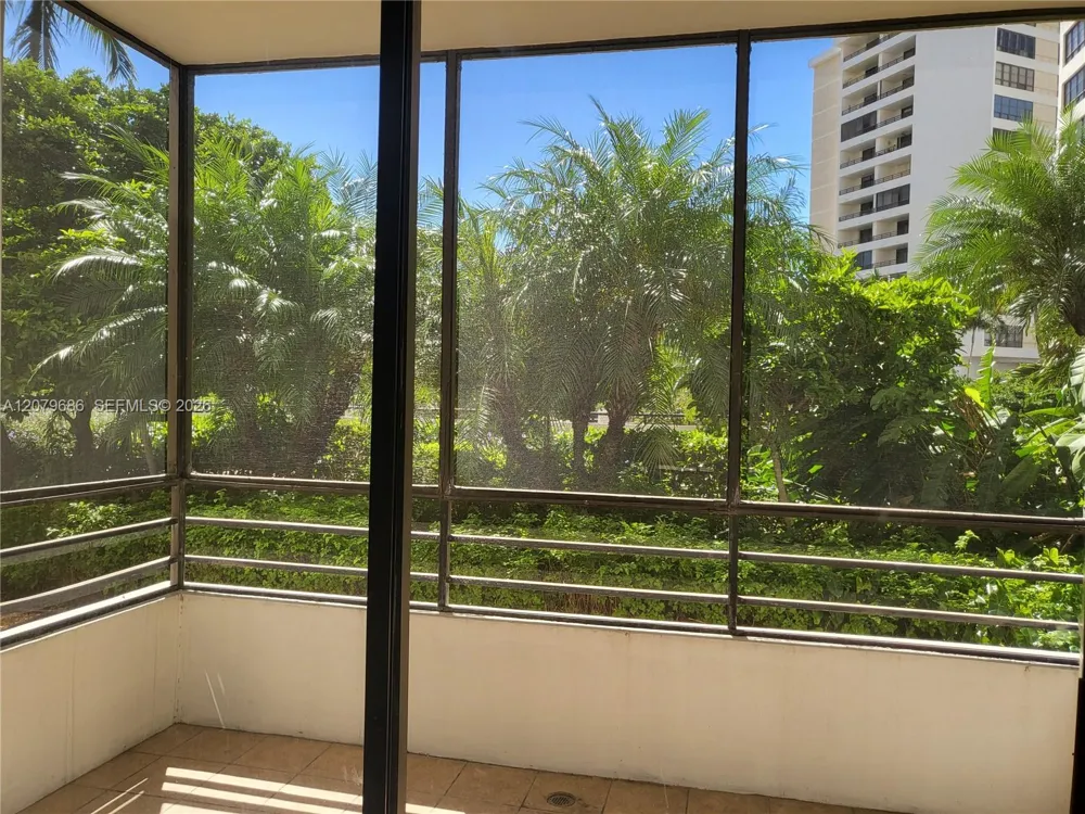 600 Three Islands Blvd #118 Hallandale Beach, FL 33009