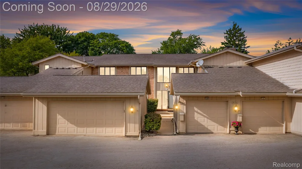 7104 Pebble Park Drive West Bloomfield Charter Township, MI 48322