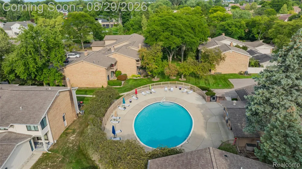 7104 Pebble Park Drive West Bloomfield Charter Township, MI 48322