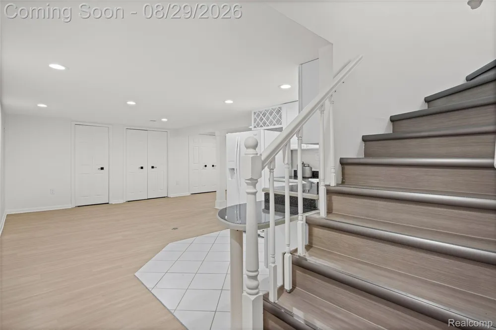 7104 Pebble Park Drive West Bloomfield Charter Township, MI 48322
