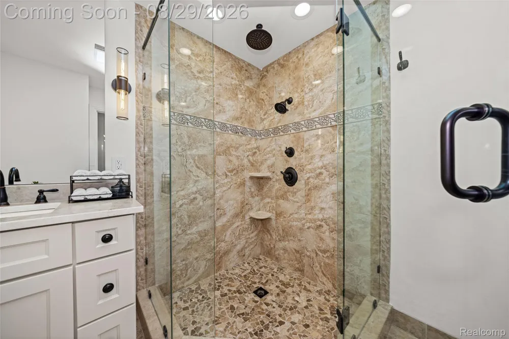 7104 Pebble Park Drive West Bloomfield Charter Township, MI 48322