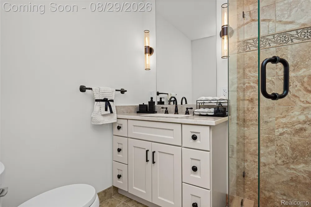 7104 Pebble Park Drive West Bloomfield Charter Township, MI 48322