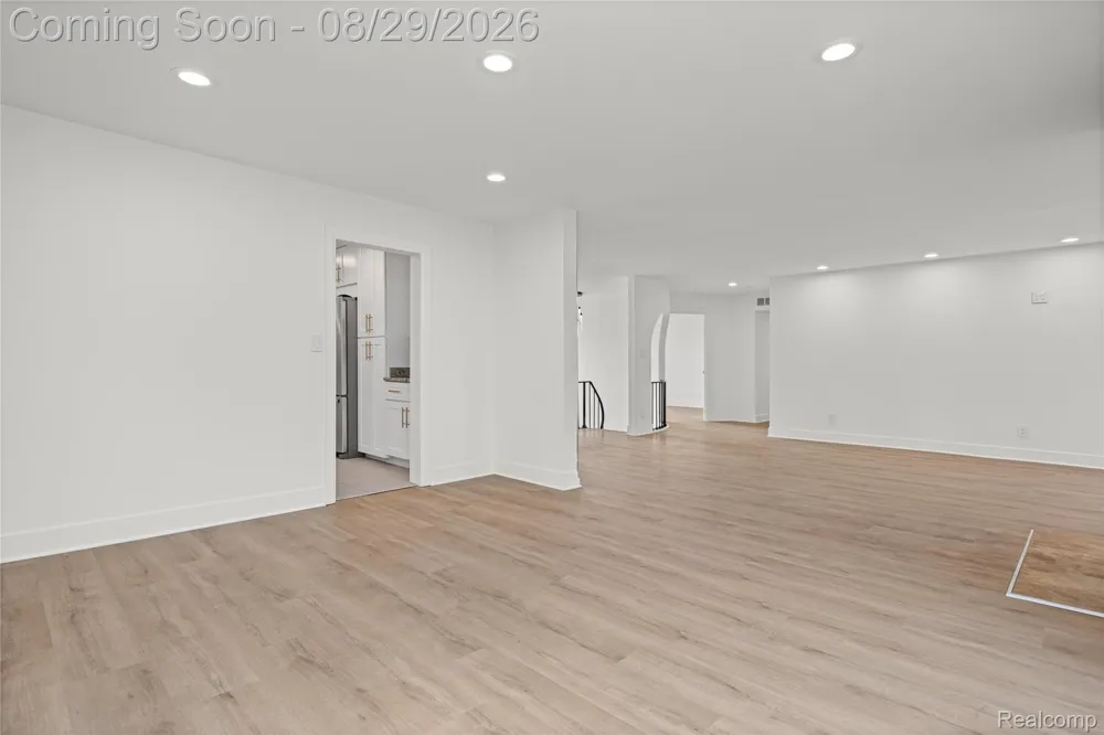 7104 Pebble Park Drive West Bloomfield Charter Township, MI 48322