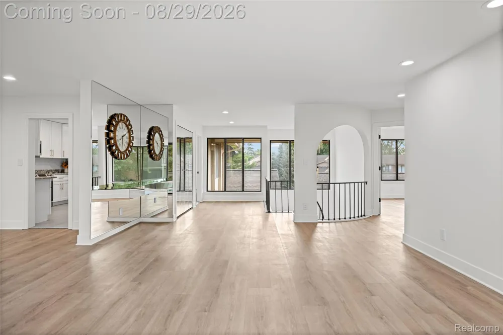 7104 Pebble Park Drive West Bloomfield Charter Township, MI 48322
