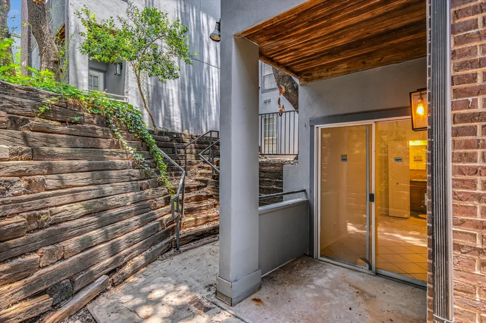 700 S 1ST STREET #103 Austin, TX 78704