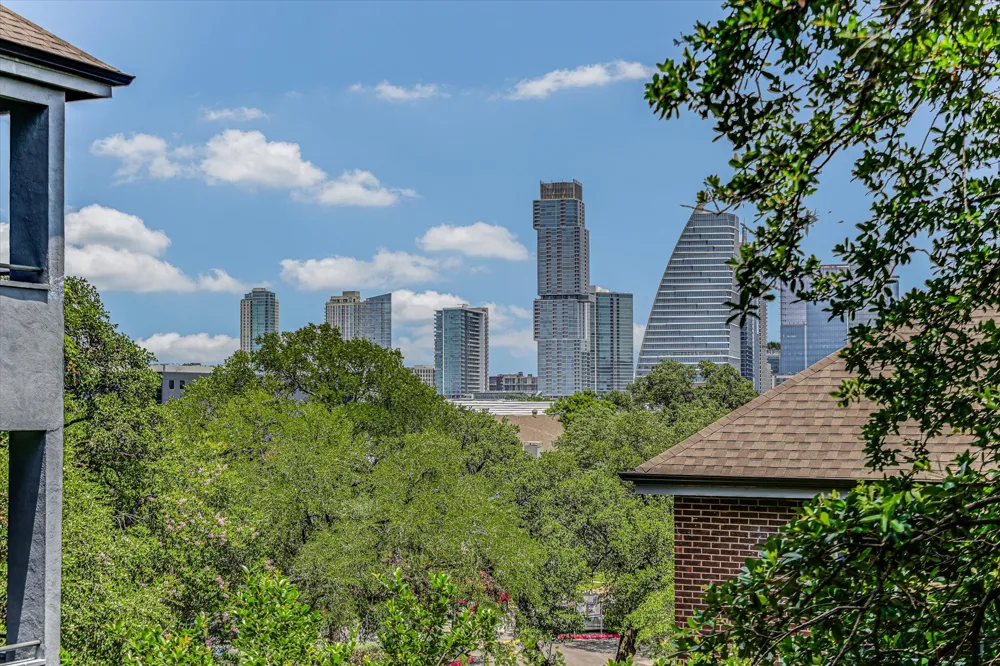 700 S 1ST STREET #103 Austin, TX 78704