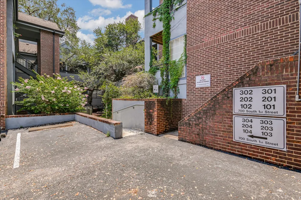 700 S 1ST STREET #103 Austin, TX 78704