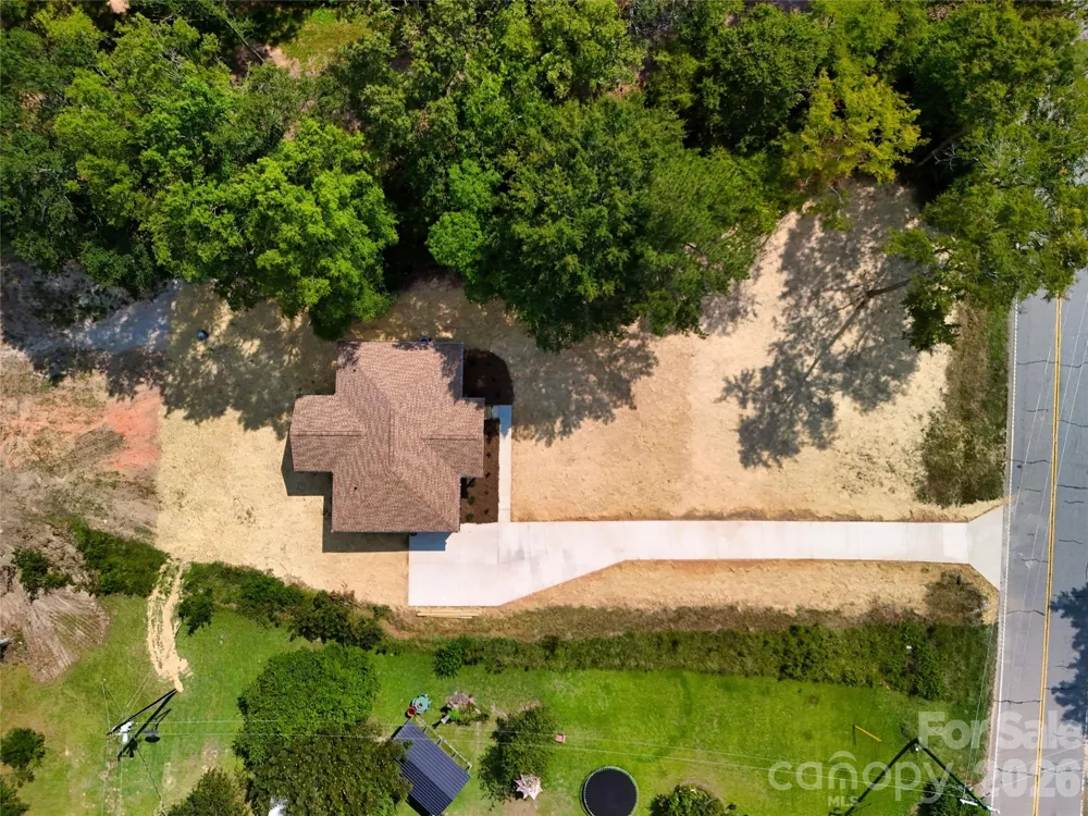 4700 Harmony Church Road Edgemoor, SC 29712
