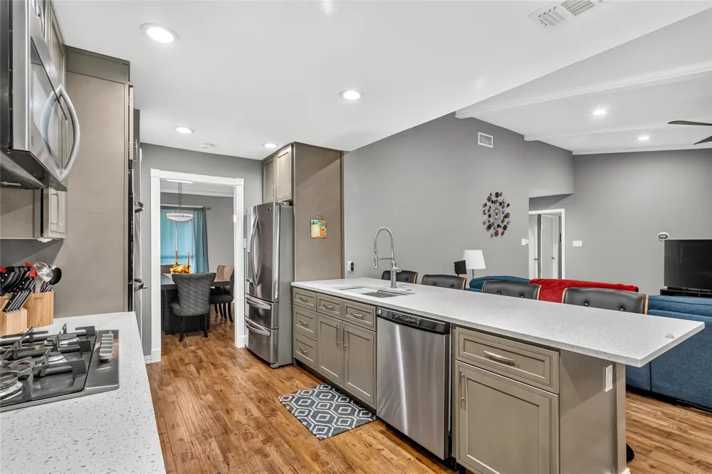 12326 Cedar Bend Drive Dallas, TX 75244