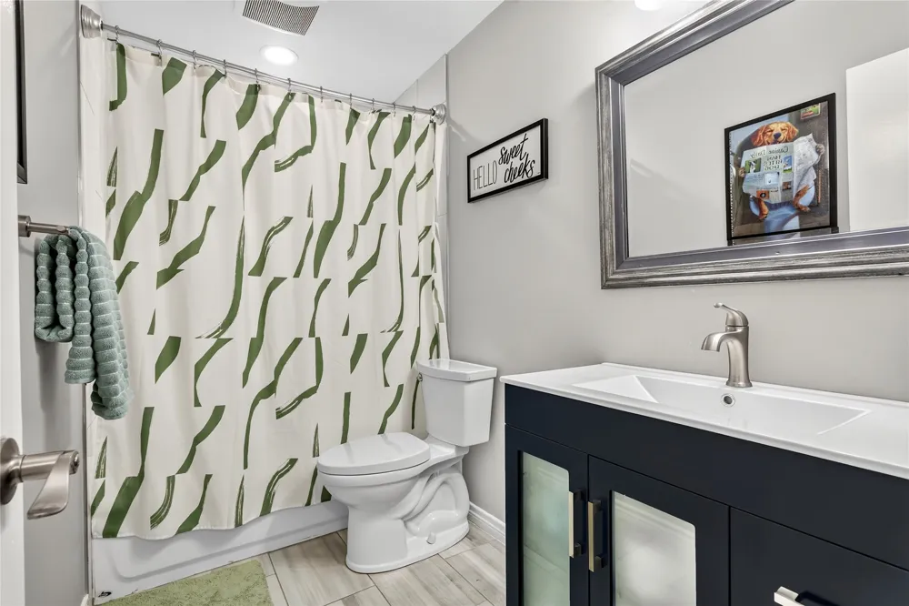 12326 Cedar Bend Drive Dallas, TX 75244