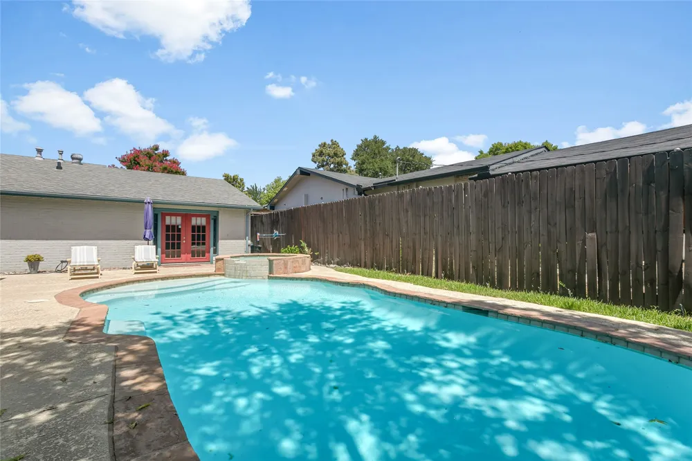 12326 Cedar Bend Drive Dallas, TX 75244
