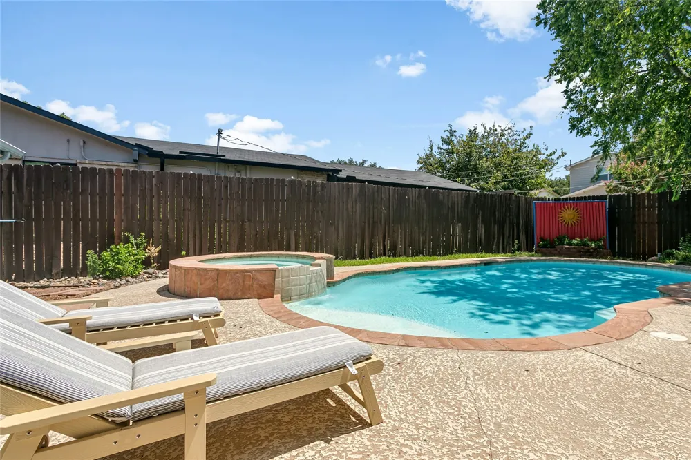 12326 Cedar Bend Drive Dallas, TX 75244