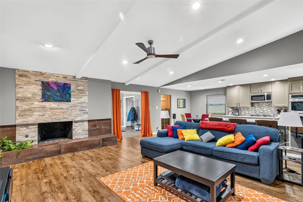 12326 Cedar Bend Drive Dallas, TX 75244